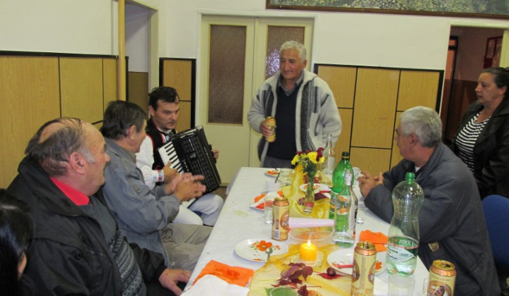 Úcta k starším 2014